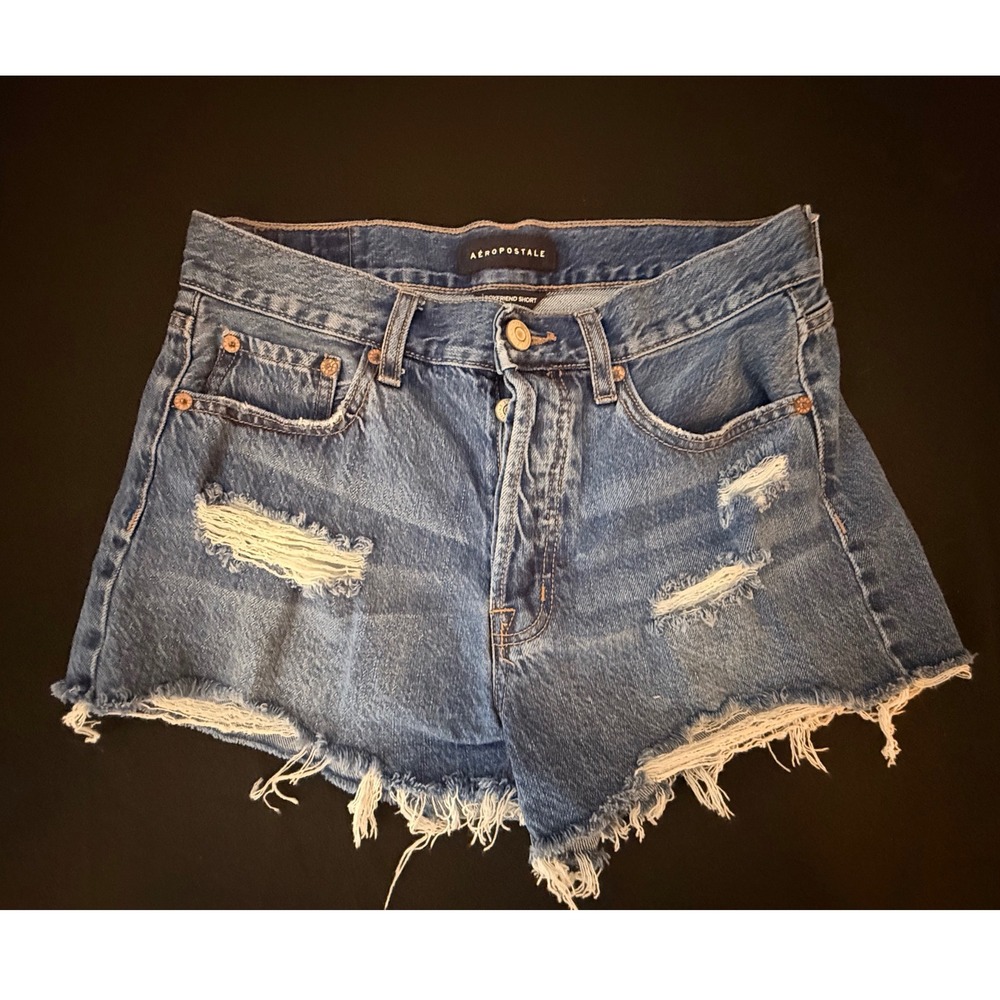 Aeropostale Distressed Boyfriend Denim Shorts Medium Wash Button Fly Size 2